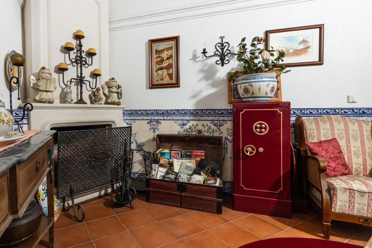 Отель Casa De S. Thiago Do Castelo Обидуш Экстерьер фото