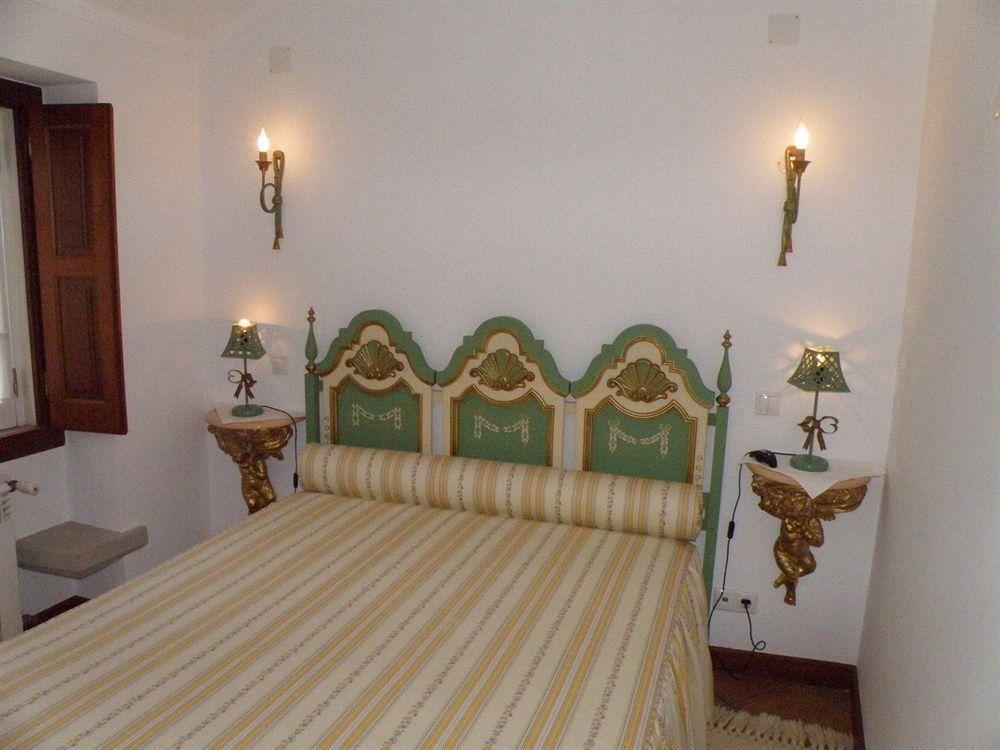 Отель Casa De S. Thiago Do Castelo Обидуш Экстерьер фото